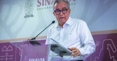 Rocha Moya abandonaría Palacio de Gobierno en helicóptero militar con sus hijos